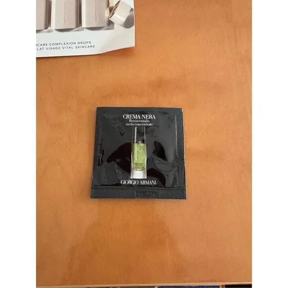 Lot of Beauty Samples, NWT - Picture 10 of 15